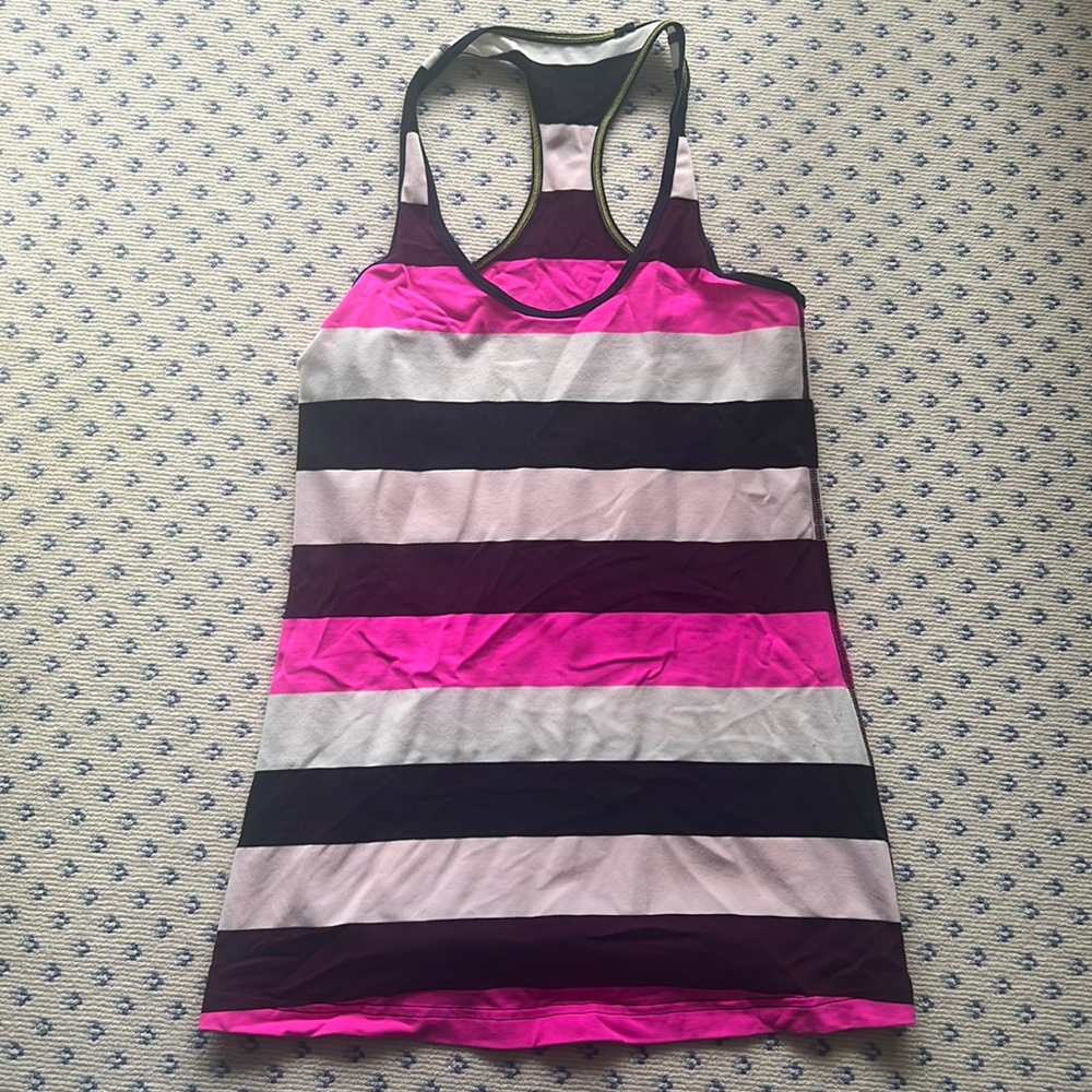 Lululemon tank